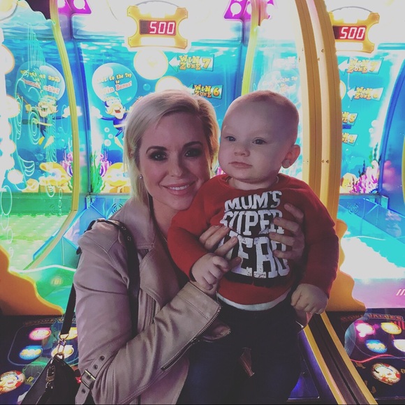 Meet your Posher, Amy - Picture 8 of 8